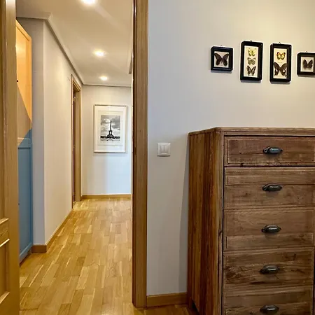 Moderno En El Corazon De Con Posibilidad De 2 Garajes Апартаменты Сарагоса