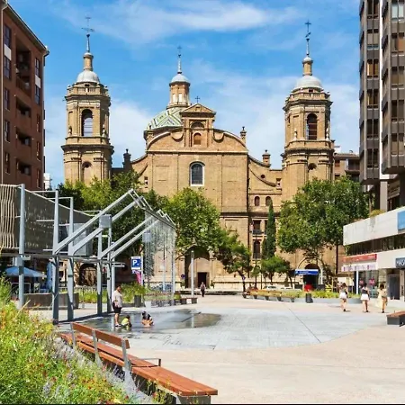 Moderno En El Corazon De Con Posibilidad De 2 Garajes Zaragoza