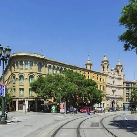 Moderno En El Corazón De Con Posibilidad De 2 Garajes Apartamento
