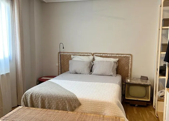 Apartment Moderno En El Corazon De Con Posibilidad De 2 Garajes *