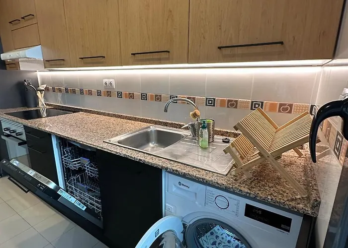 Apartment Moderno En El Corazon De Con Posibilidad De 2 Garajes *