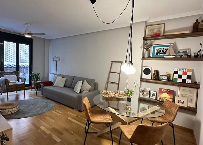 Moderno En El Corazón De Con Posibilidad De 2 Garajes Apartamento