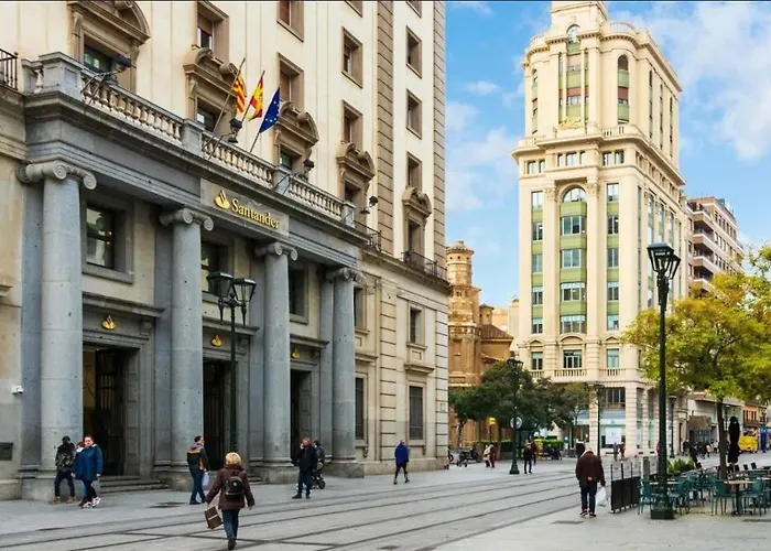 Moderno En El Corazón De Con Posibilidad De 2 Garajes *