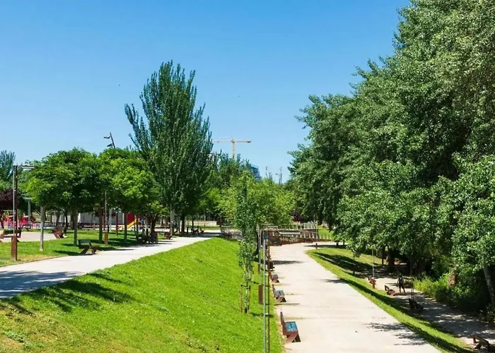 Moderno En El Corazon De Con Posibilidad De 2 Garajes Zaragoza