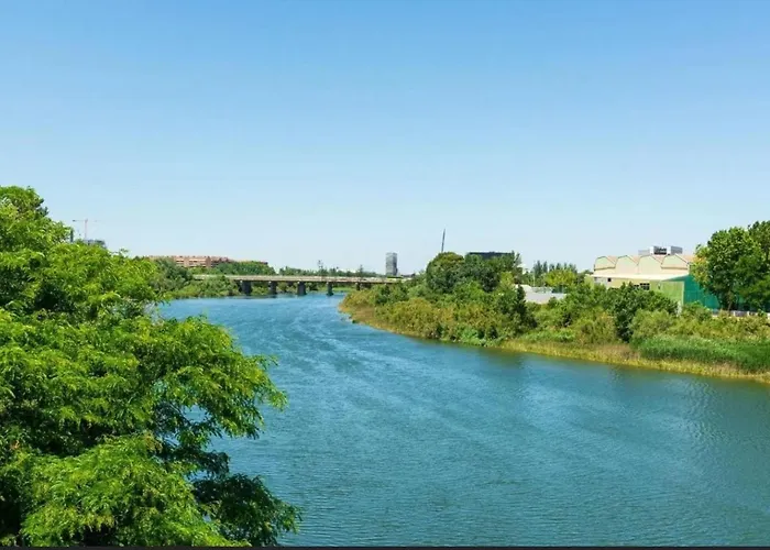 Moderno En El Corazon De Con Posibilidad De 2 Garajes Apartment *