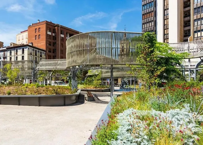 Moderno En El Corazón De Con Posibilidad De 2 Garajes *